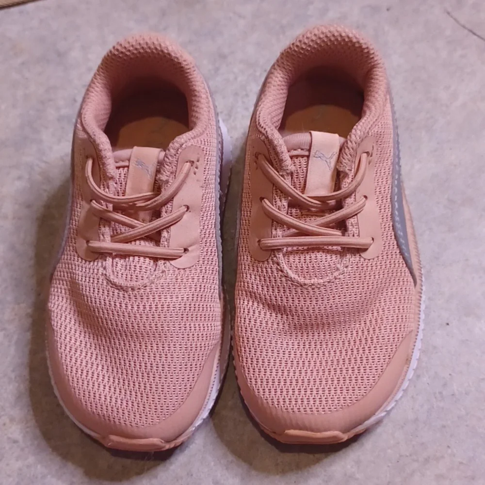 Puma stylish sneakers